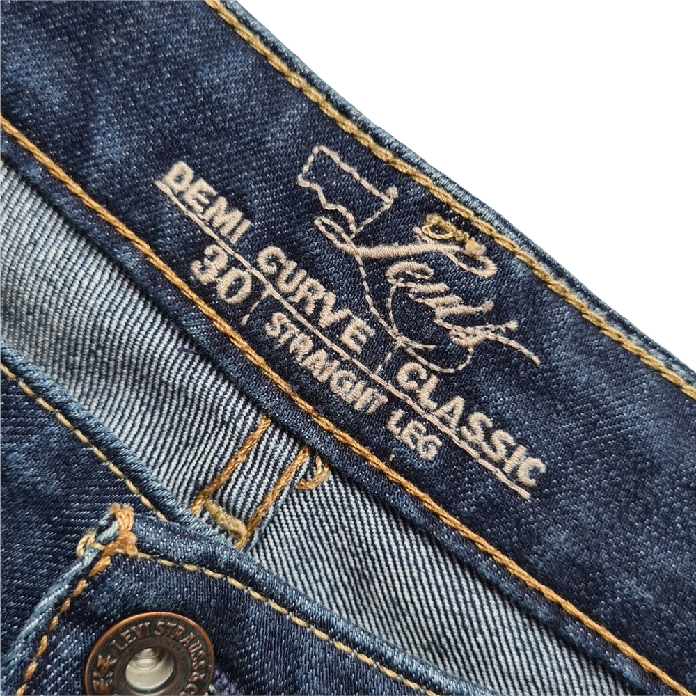 Levis W30 Demi Curve Classic Straight Leg Blue Denim Jeans - Picture 4 of 9